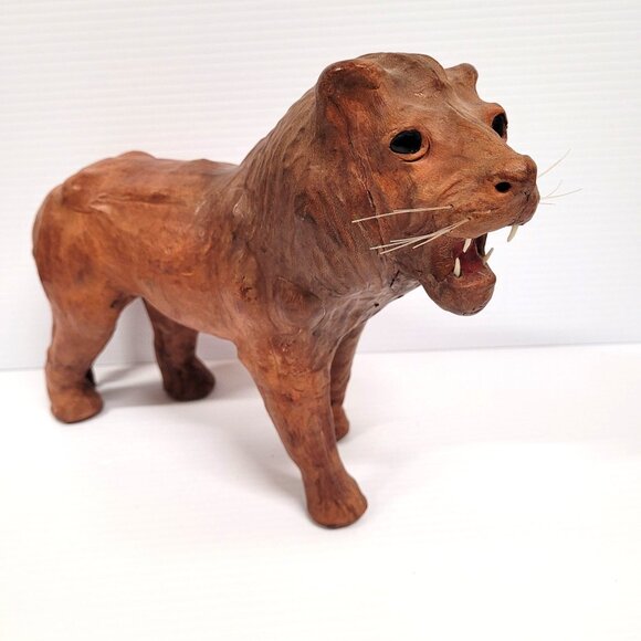 Lion Leather Wrapped Glass Eye Statue Figurine 12'' x 9'' Made in India Vintage - Picture 1 of 10